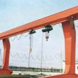 L型萌蘆門(mén)式起重機(jī)